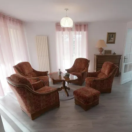 La Cote De Graves Holiday home Villefranche-de-Rouergue
