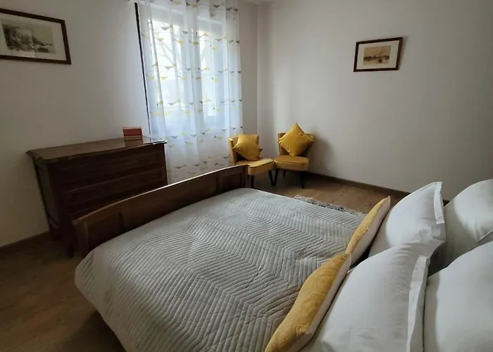 La Cote De Graves Villefranche-de-Rouergue