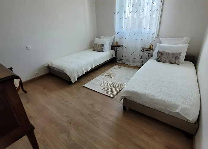 La Cote De Graves Villefranche-de-Rouergue